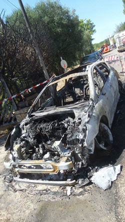 auto incendiata portoselvaggio 2 pdm