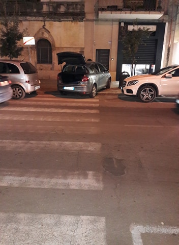 parcheggio via grassi