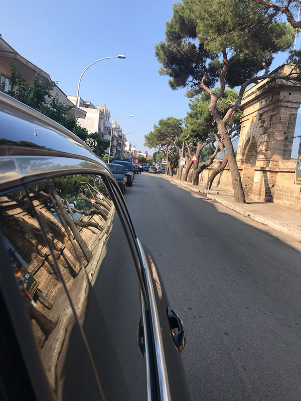 auto traffico 02