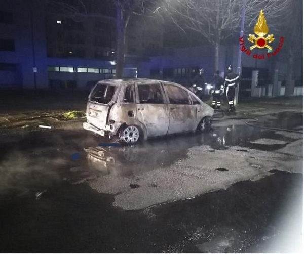 auto fiamme nardò