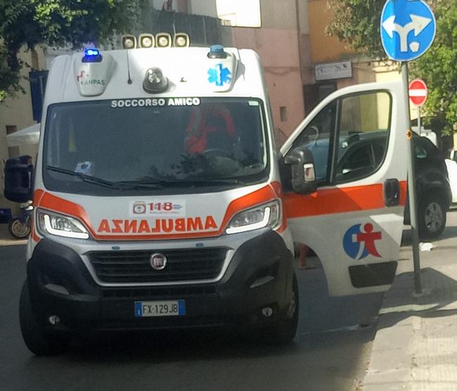 ambu1