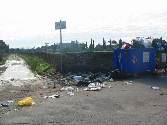 rifiuti 013