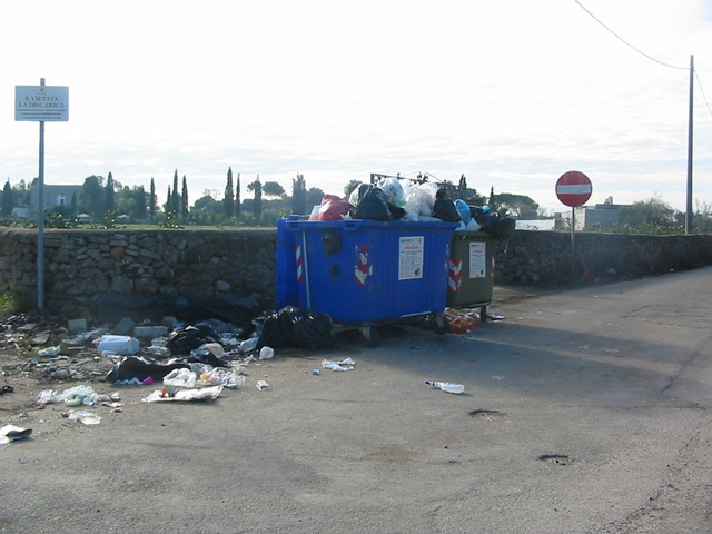 rifiuti 014
