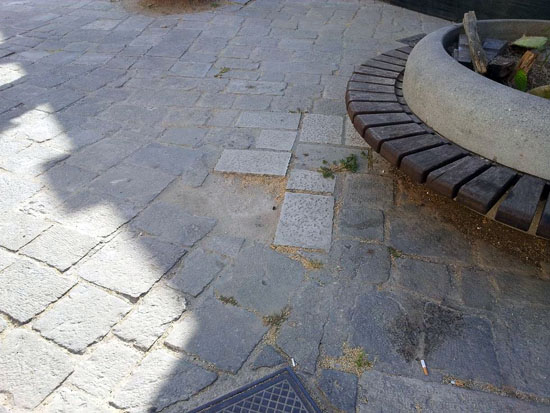 Basoli piazza erbe web3