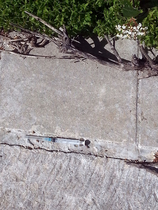 Siringhe cimitero_web2